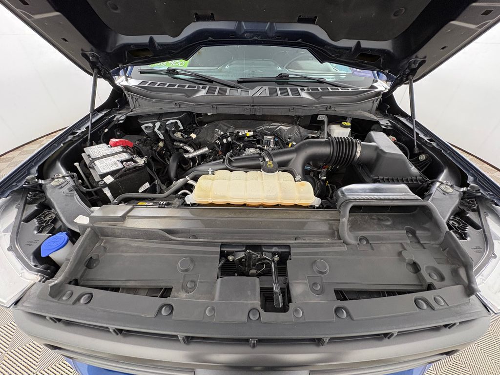 Certified Used 2023  Ford Lariat image 33