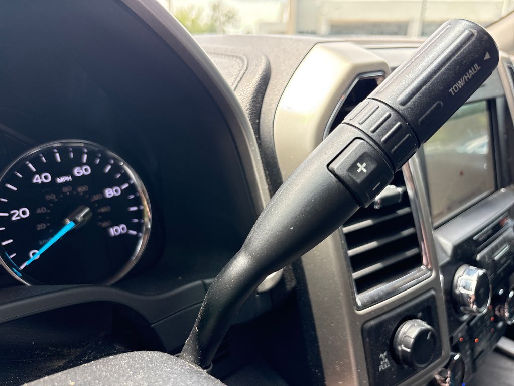 Used 2018 Black Ford Lariat image 21