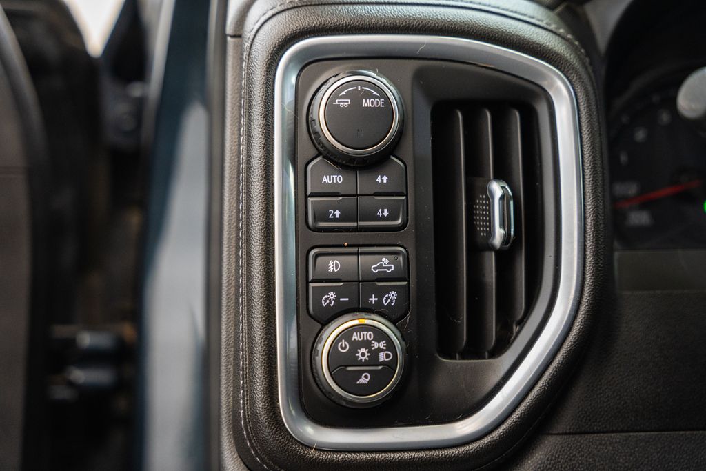 ChevroletSilverado 150043