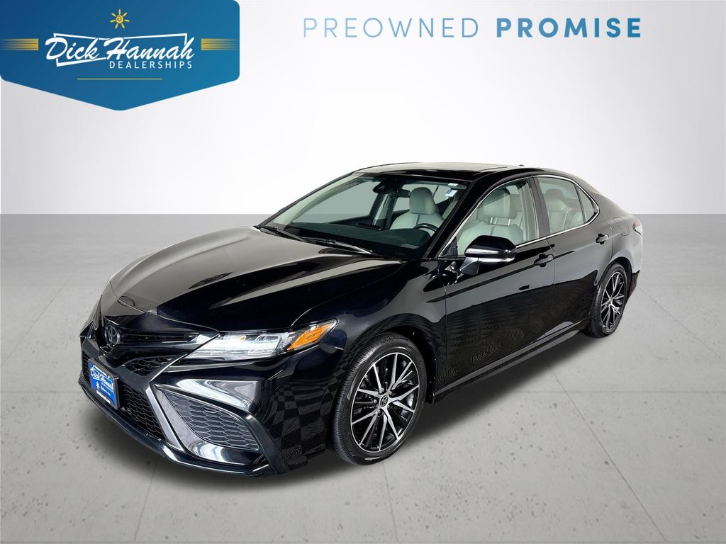 2023 Toyota Camry SE