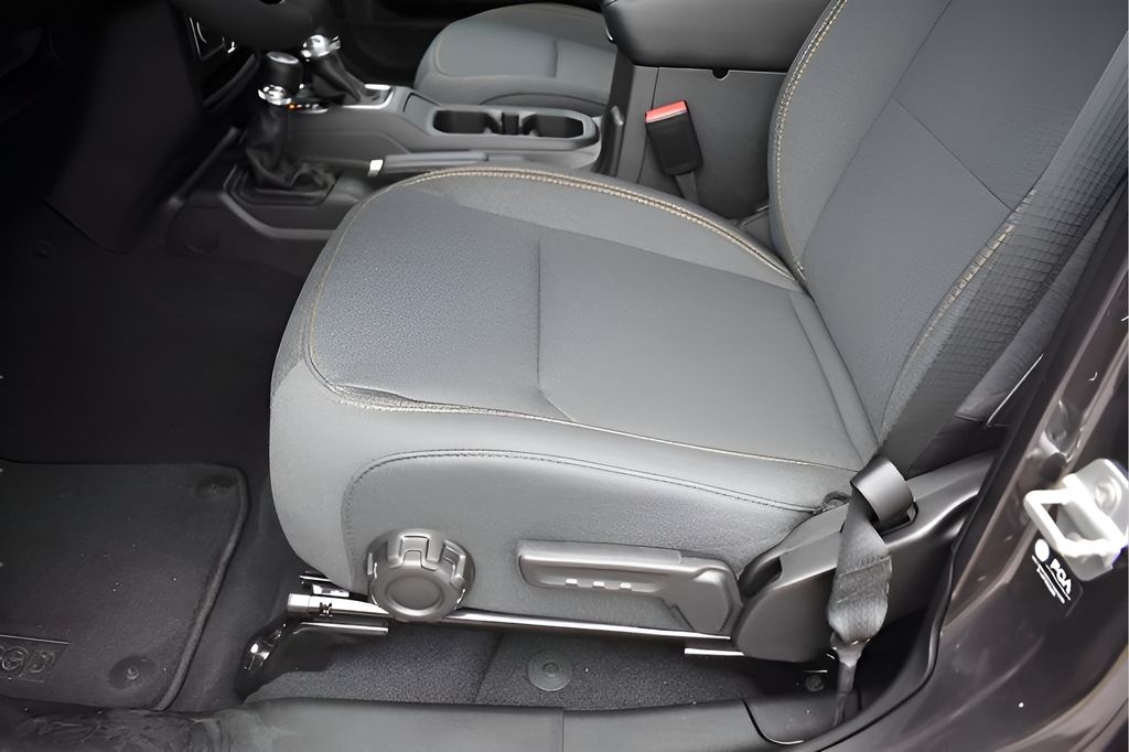 New Car 2025 Jeep Gladiator  Sport S For Sale Under $40,000 In Austin, Texas