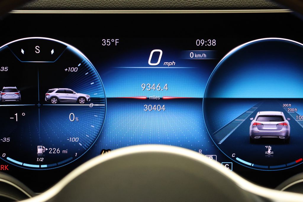 Thumbnail: 2021 Mercedes-Benz GLE - 23