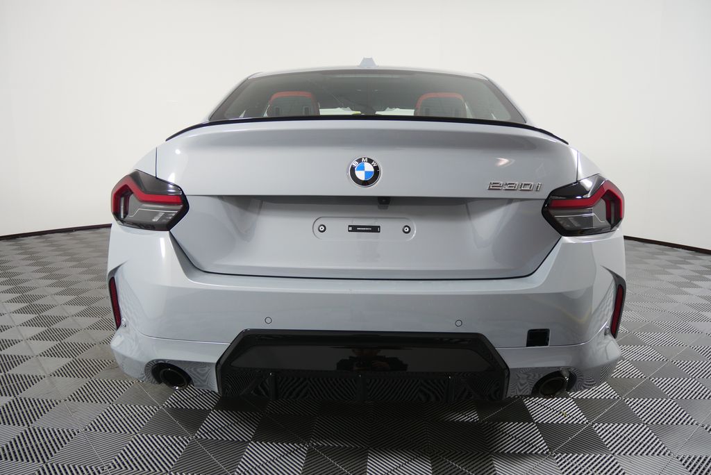 Thumbnail: 2026 BMW 2 Series - 4