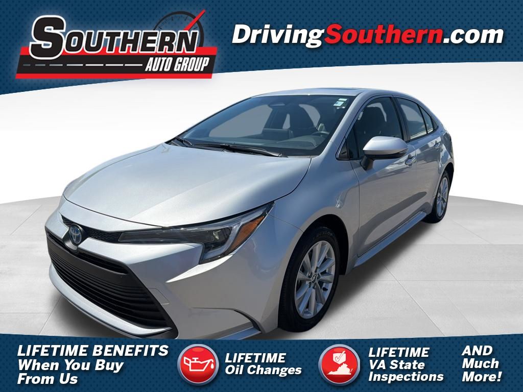 Classic Silver Metallic 2025 Toyota Corolla Hybrid XLE FWD Sedan Front-Wheel Drive Continuously Variable Transmission