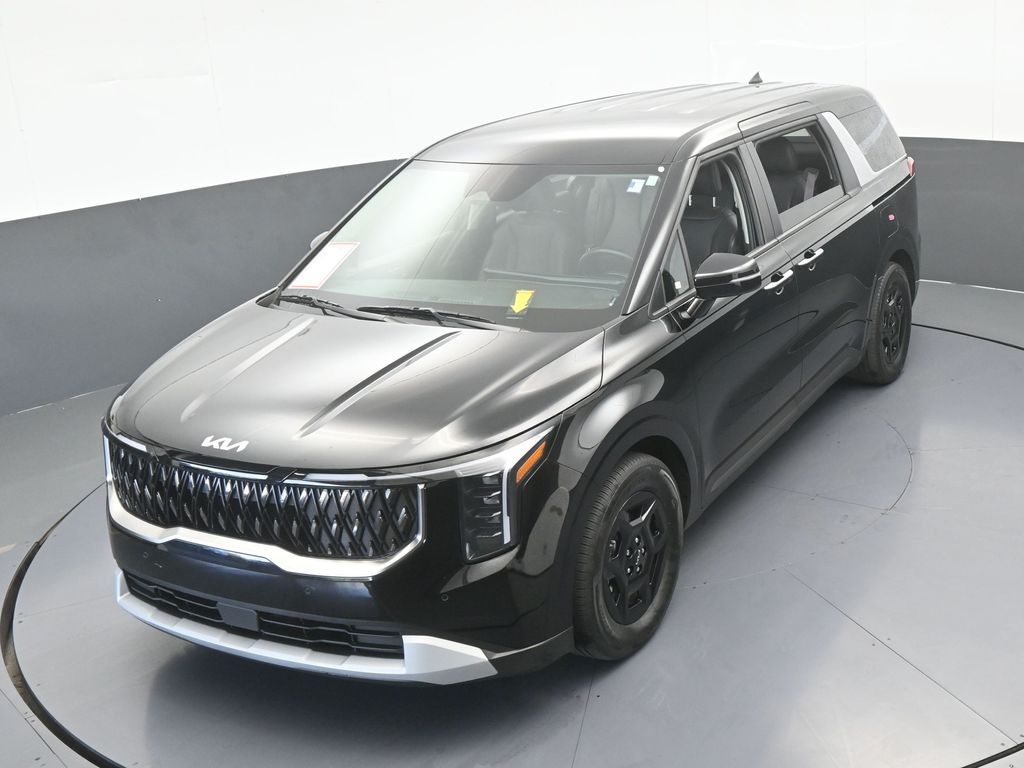 Used 2025 Aurora Black Pearl Kia LXS image 44