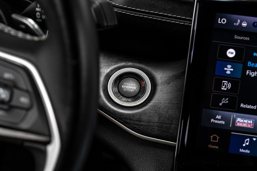 used 2021 Jeep Grand Cherokee L car, priced at $29,168