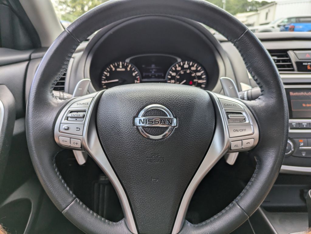 2016 Nissan Altima 2.5 SR