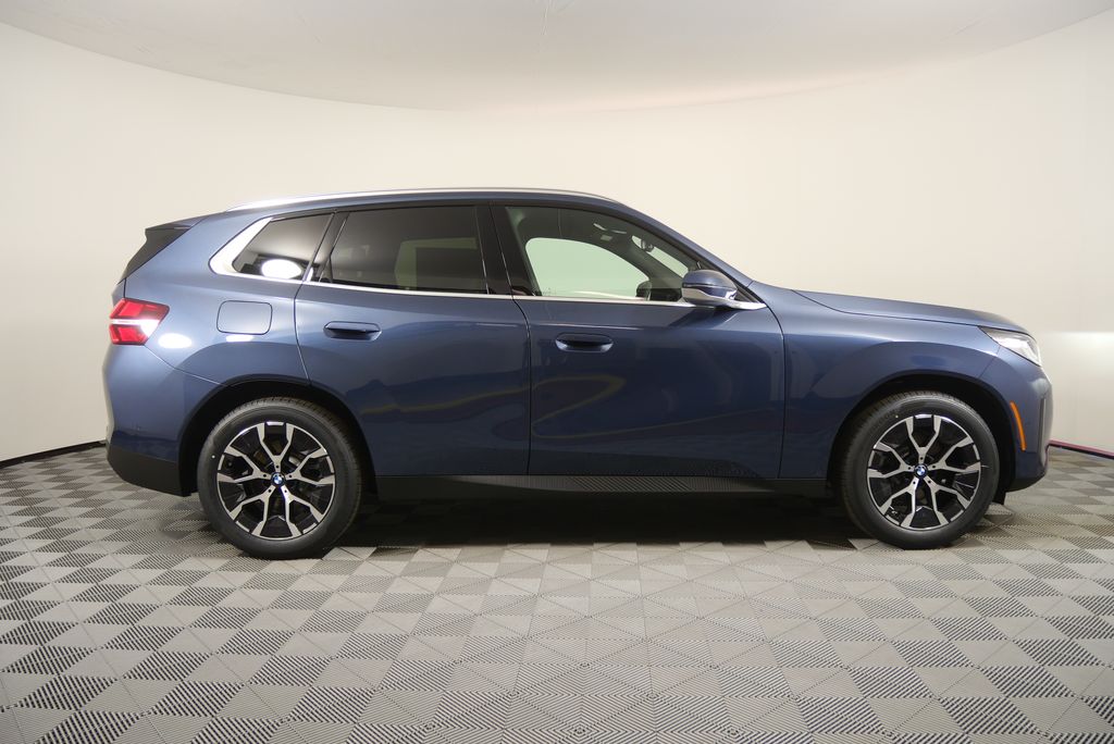 Thumbnail: 2026 BMW X3 - 2