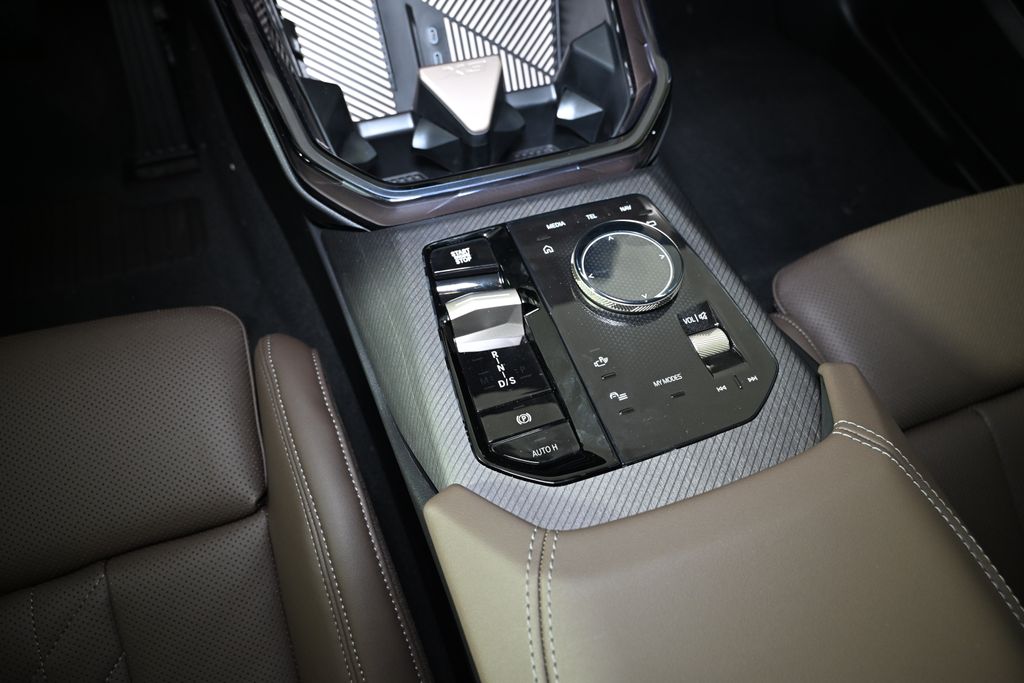 Thumbnail: 2025 BMW X3 - 19