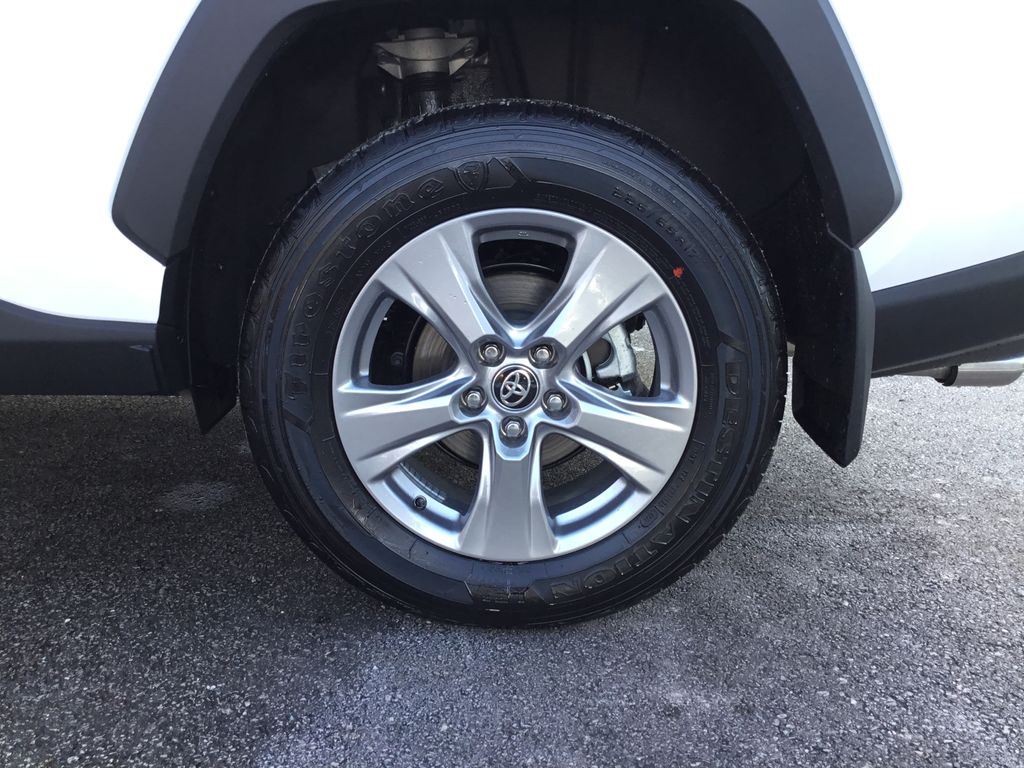 Thumbnail: 2025 Toyota RAV4 - 10