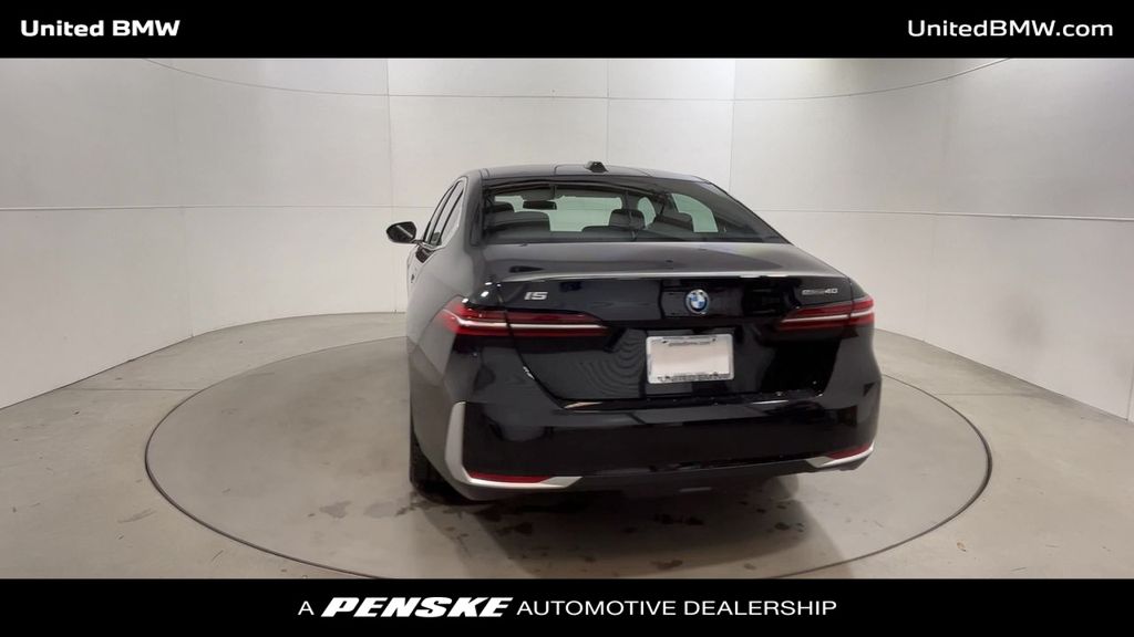 2025 BMW i5 eDrive40 7