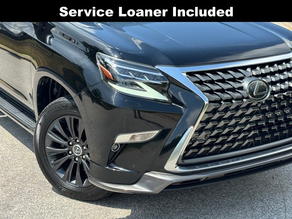 2022 Lexus GX 460 Luxury photo 3