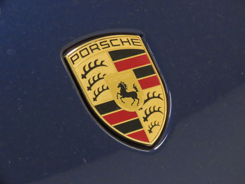 Thumbnail: 2024 Porsche Macan - 14