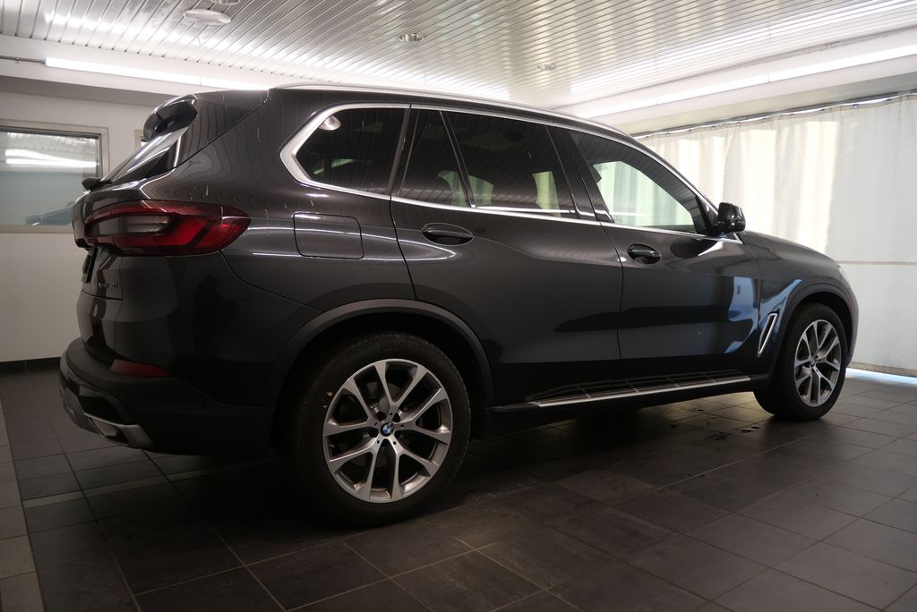 2023 BMW X5 xDrive40i 7