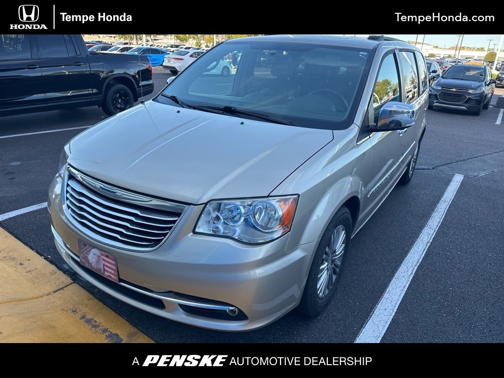 2014 Chrysler Town & Country Touring -
                  Tempe, AZ