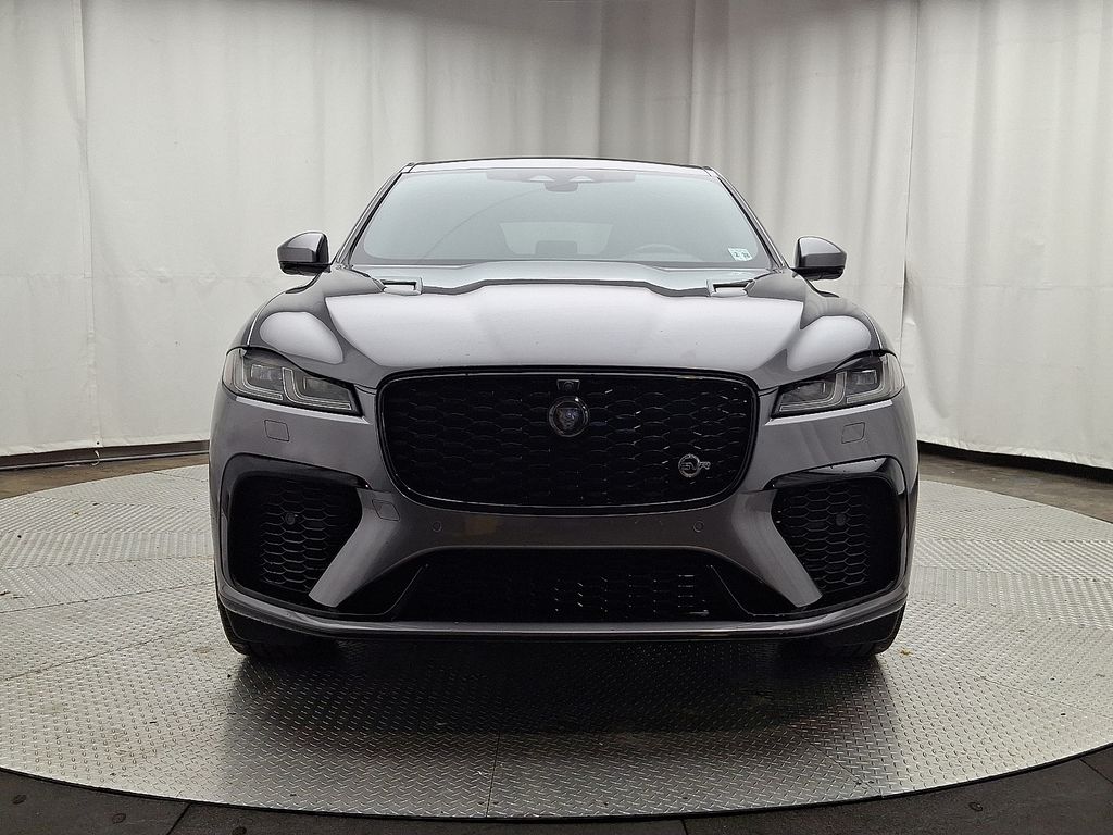 Thumbnail: 2023 Jaguar F-Pace - 2