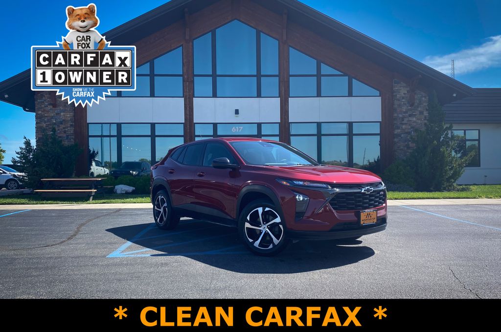 2024 Chevrolet Trax RS with 1RS FWD