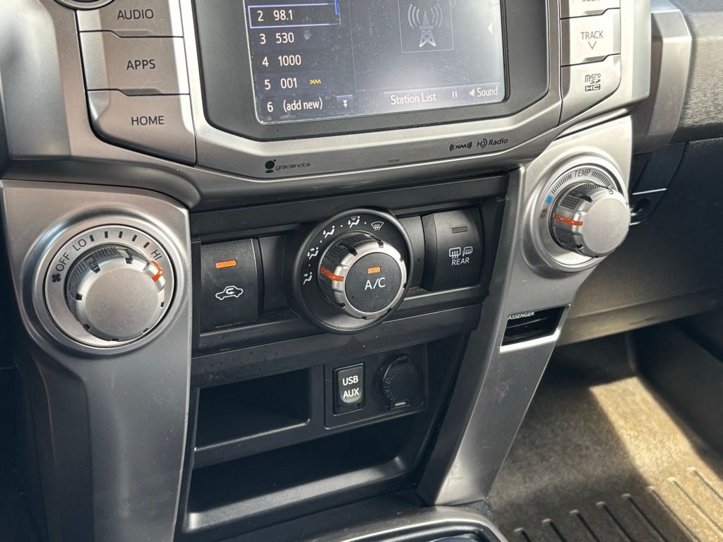2018 Toyota 4Runner SR5 Premium photo