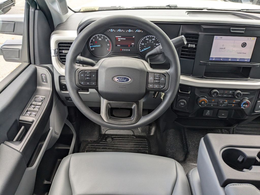 2025 Ford F-250 Super Duty XL