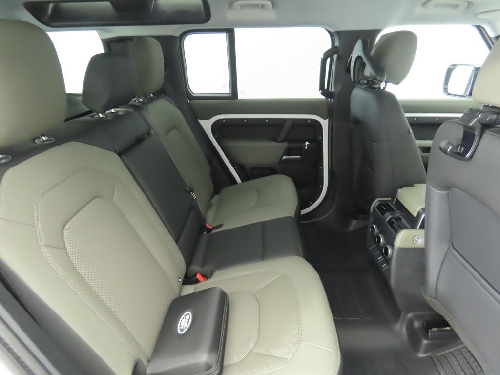 Thumbnail: 2026 Land Rover Defender - 24