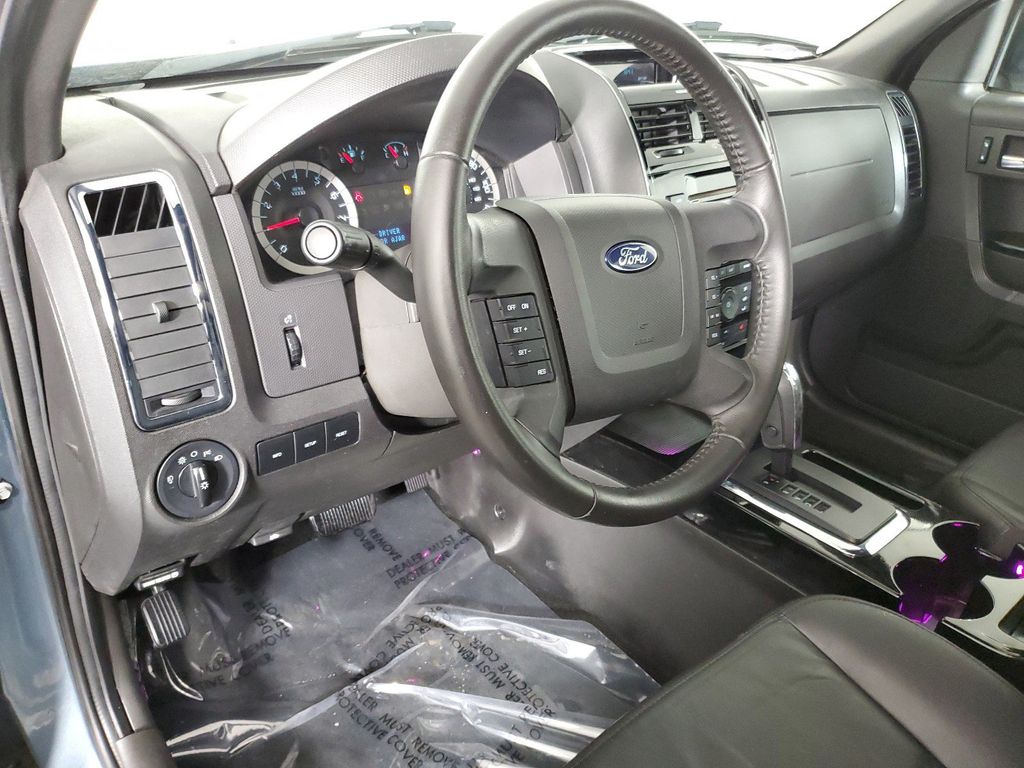 2011 Ford Escape XLT 21