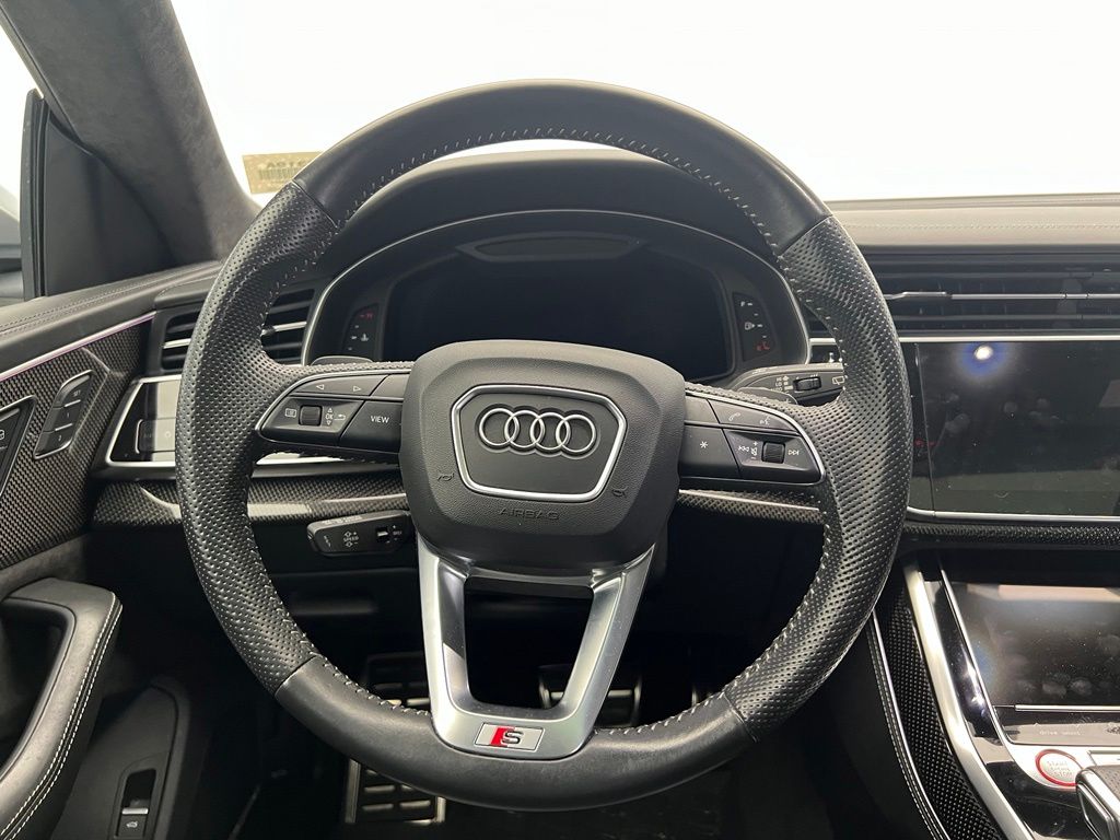 Thumbnail: 2020 Audi SQ8 - 17