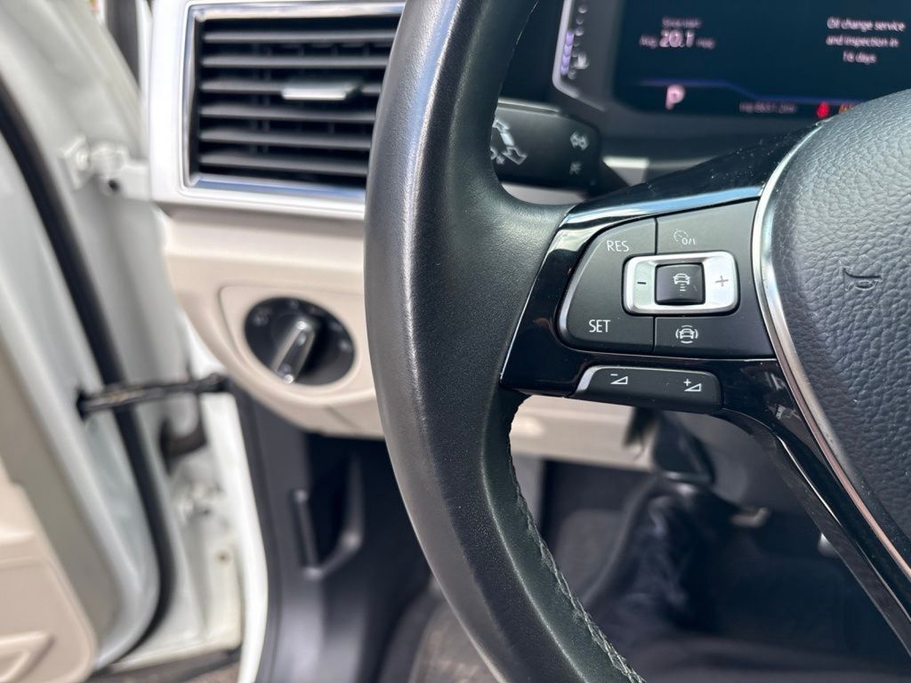 Used 2019 White Volkswagen 3.6L V6 SEL R-Line image 12