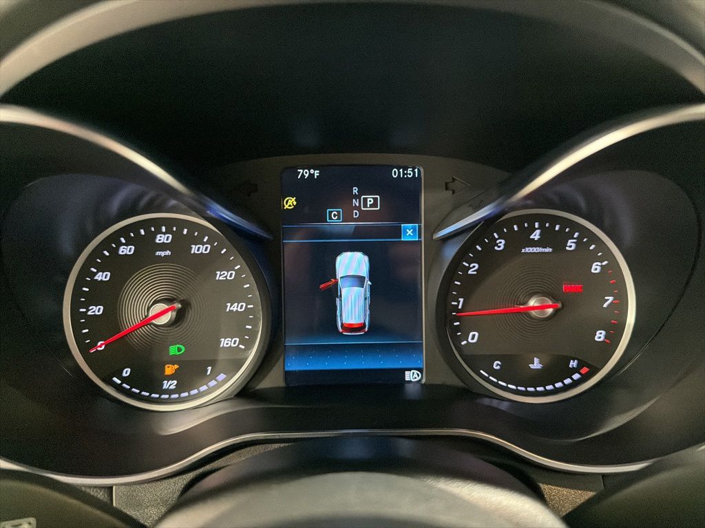 Used 2022  Mercedes-Benz GLC 300 image 15