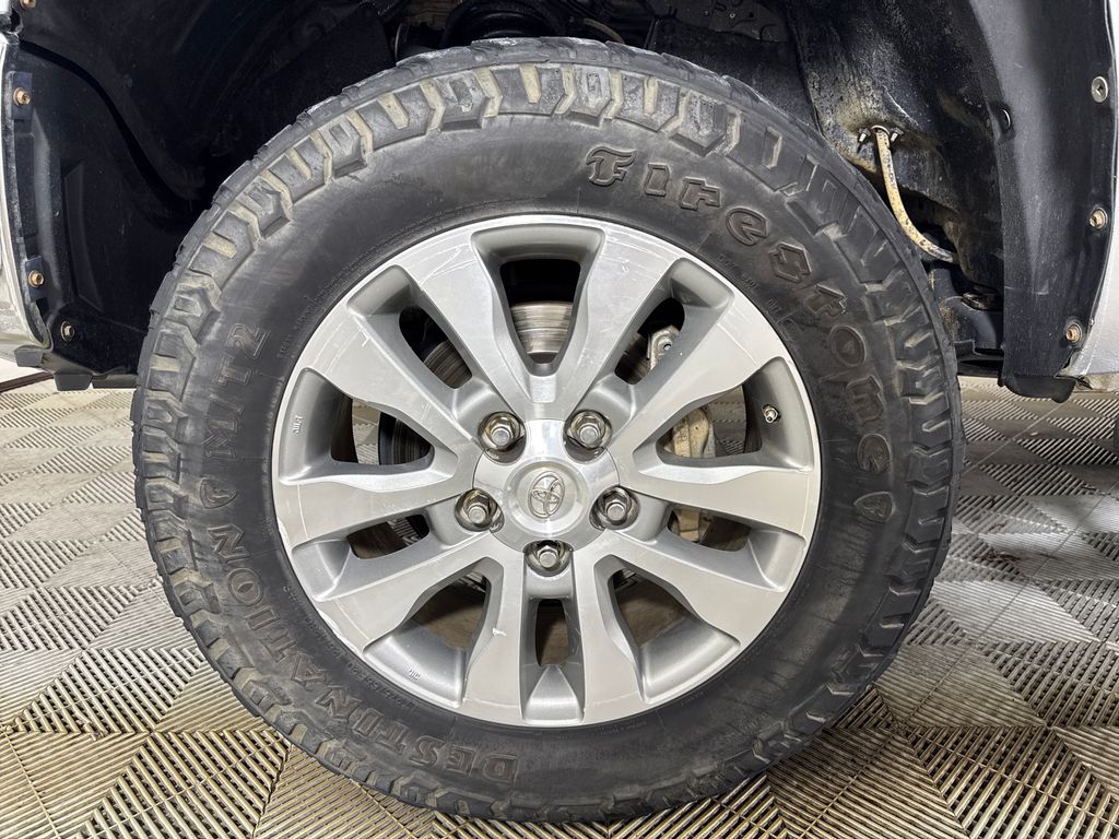 Used 2014 Silver Toyota Limited image 14