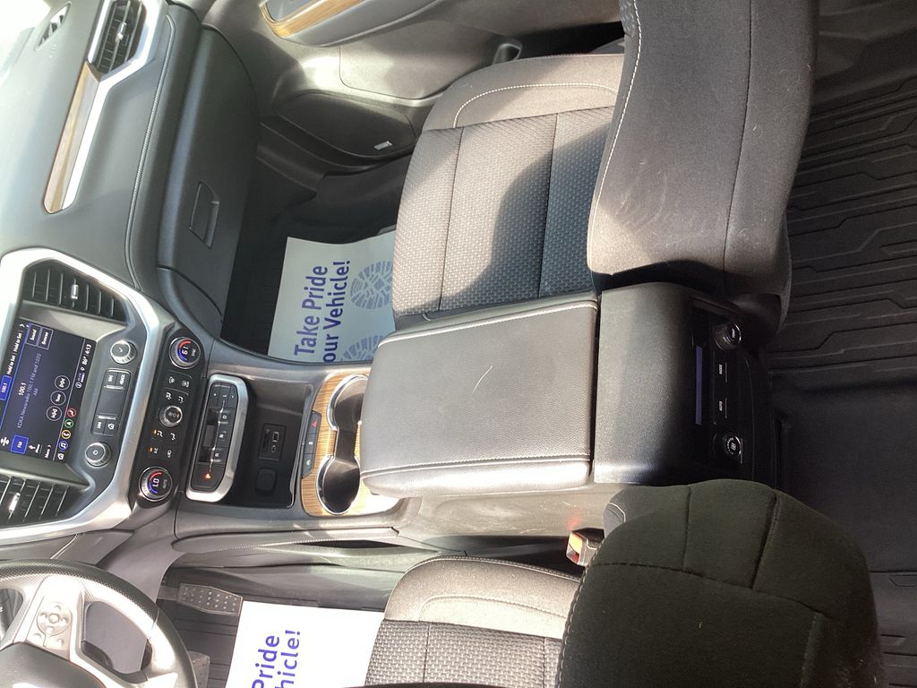 Used 2023 GMC Acadia SUV