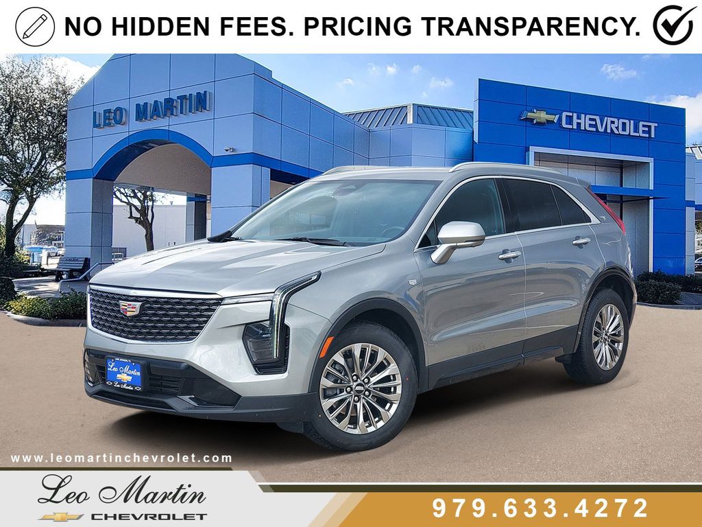 Argent Silver Metallic 2025 Cadillac XT4 SUV / Crossover Front-Wheel Drive 9-Speed Automatic