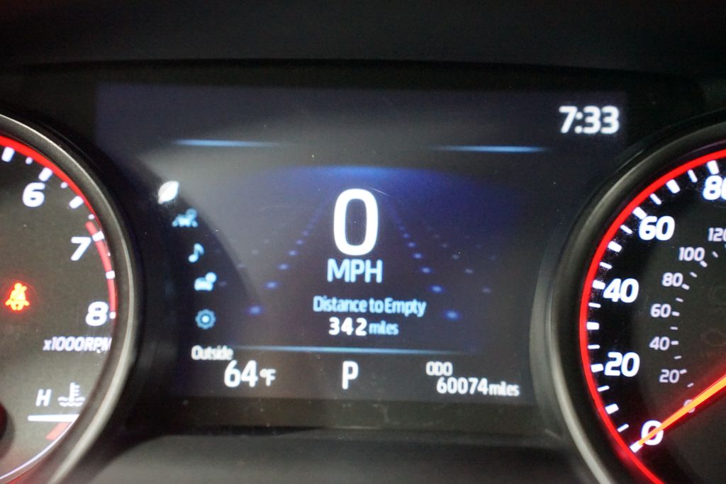 Thumbnail: 2023 Toyota Camry - 17