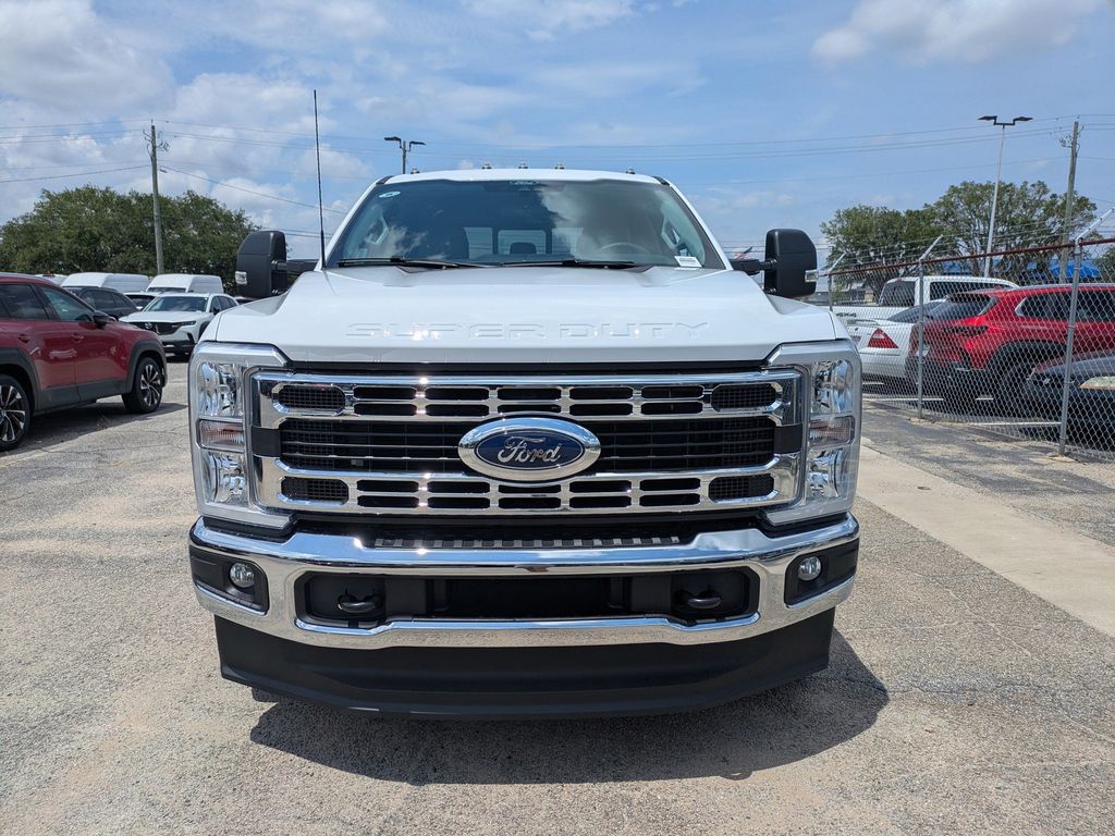 2026 Ford F-350 Chassis XL
