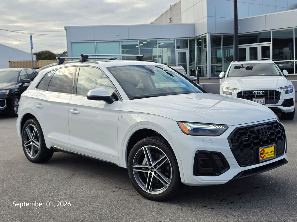 Glacier White Metallic 2023 Audi Q5 Hybrid Plug-in SUV / Crossover All-Wheel Drive 7-Speed Automatic