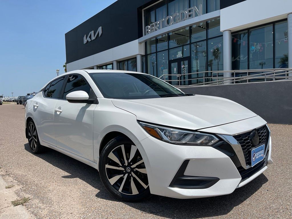  2022 Nissan Sentra SV FWD   