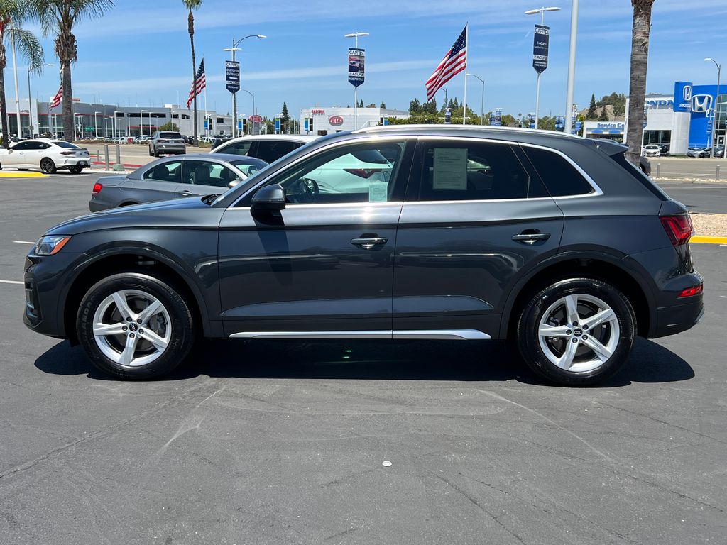 Thumbnail: 2023 Audi Q5 - 7
