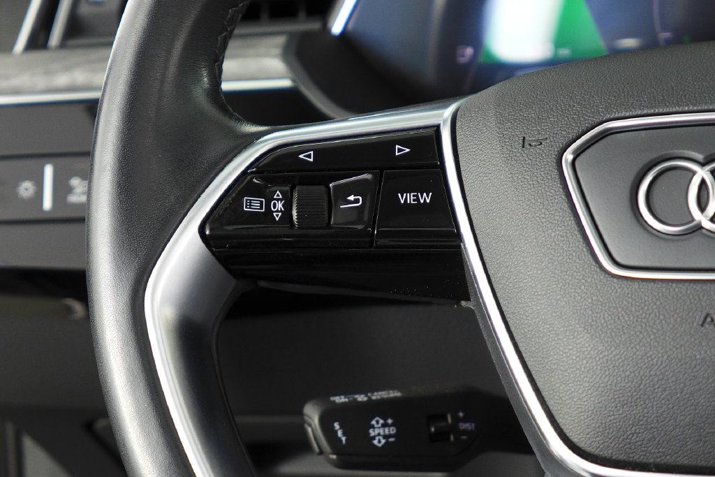 Thumbnail: 2024 Audi Q8 e-tron - 30