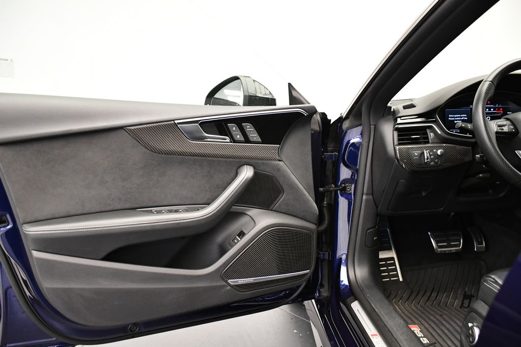 Thumbnail: 2022 Audi RS 5 - 31