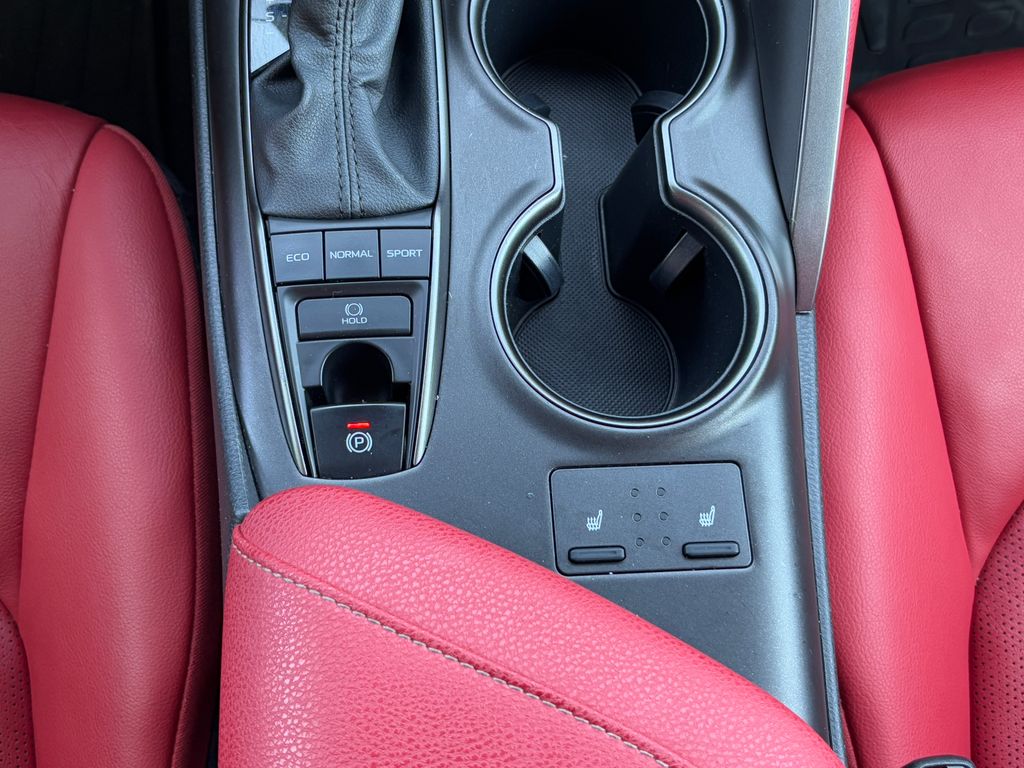 2022 Toyota Camry XSE 17
