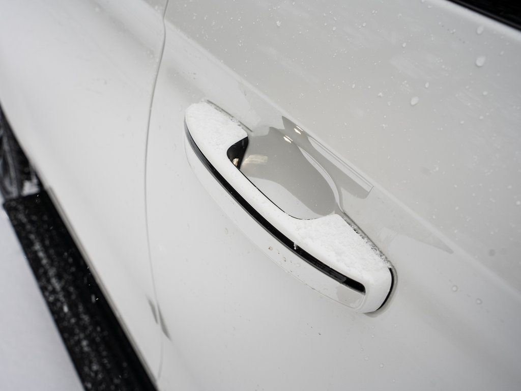 New 2026 White Lincoln Reserve image 16