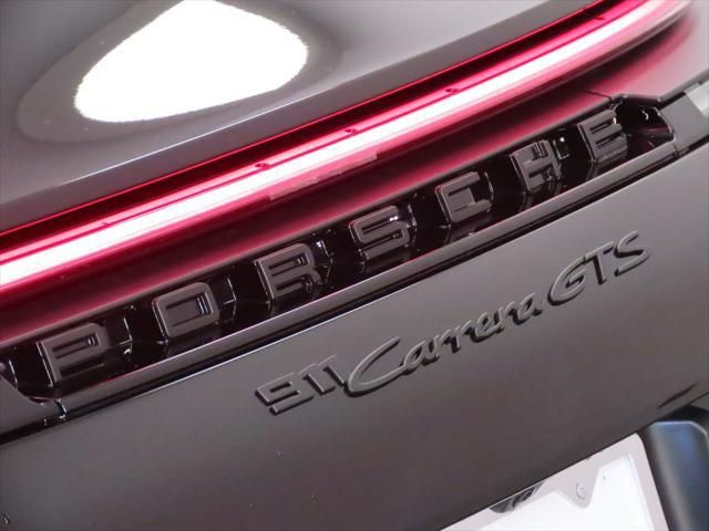 Thumbnail: 2026 Porsche 911 - 12