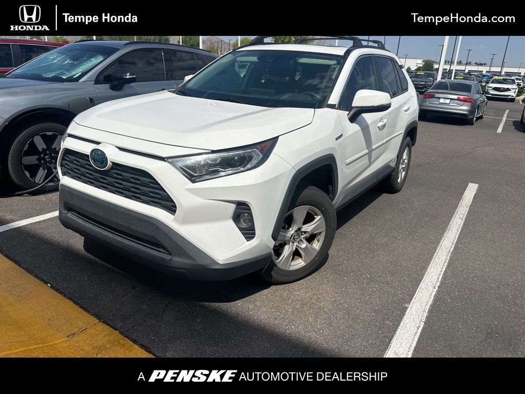 Thumbnail: 2019 Toyota RAV4 - 1