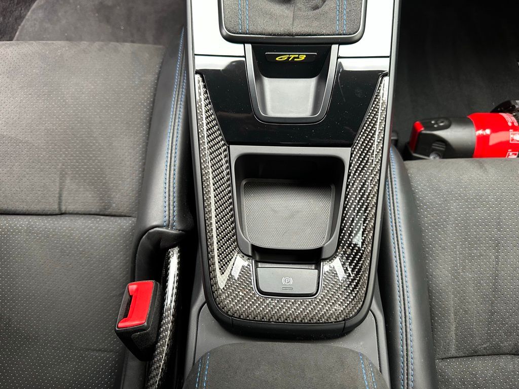 Thumbnail: 2022 Porsche 911 - 28