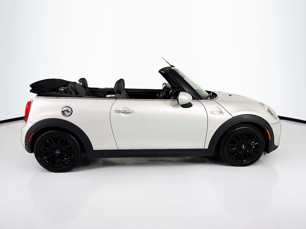Thumbnail: 2018 MINI Cooper - 4