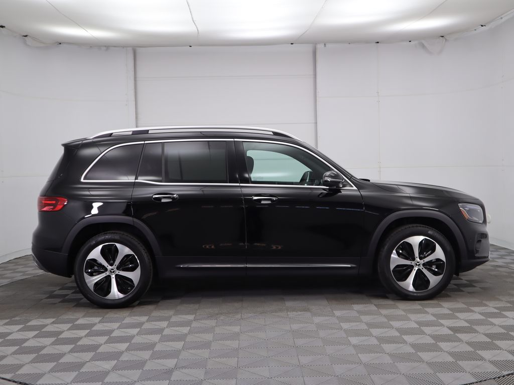 Thumbnail: 2025 Mercedes-Benz GLB - 4