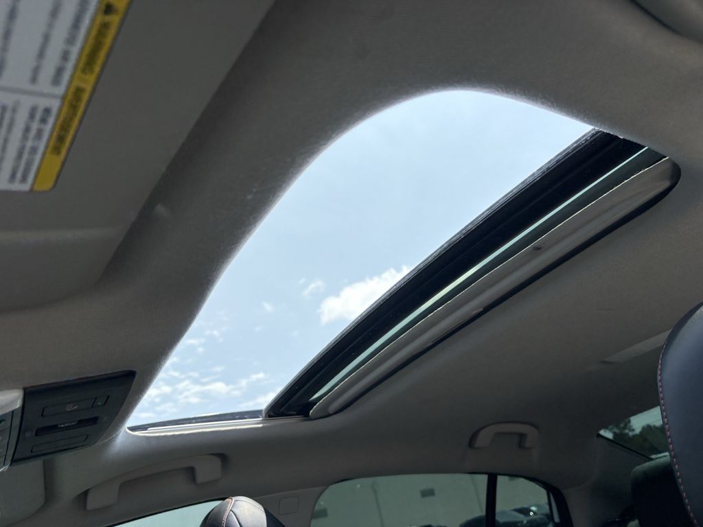 2024 Nissan Sentra SR White at North Houston Mitsubishi