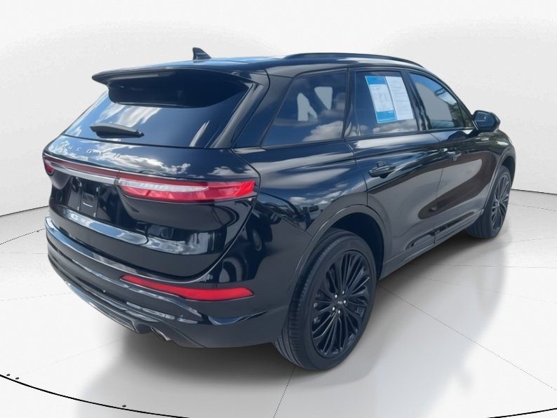 2024 Infinite Black Metallic Clearcoat Lincoln Corsair Reserve FWD SUV