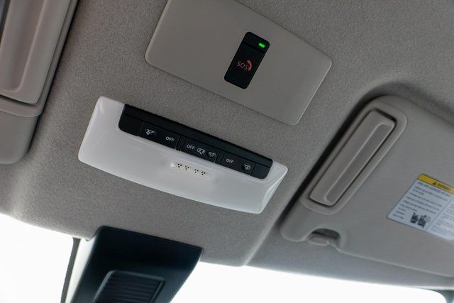 2023 Nissan Kicks SR White at Rafferty Subaru