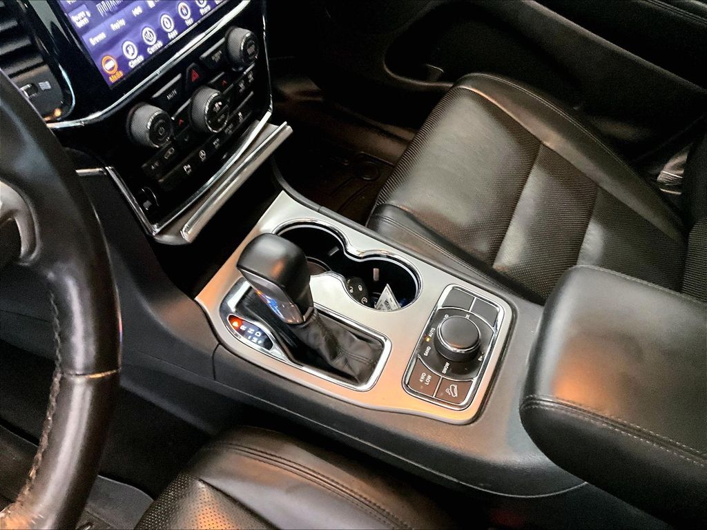 2020 Jeep Grand Cherokee — photo 20