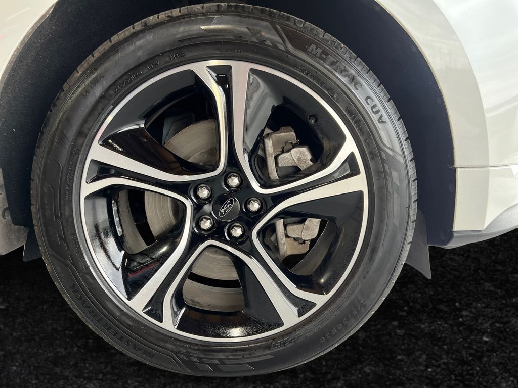 2022 Ford Edge ST - Photo 23